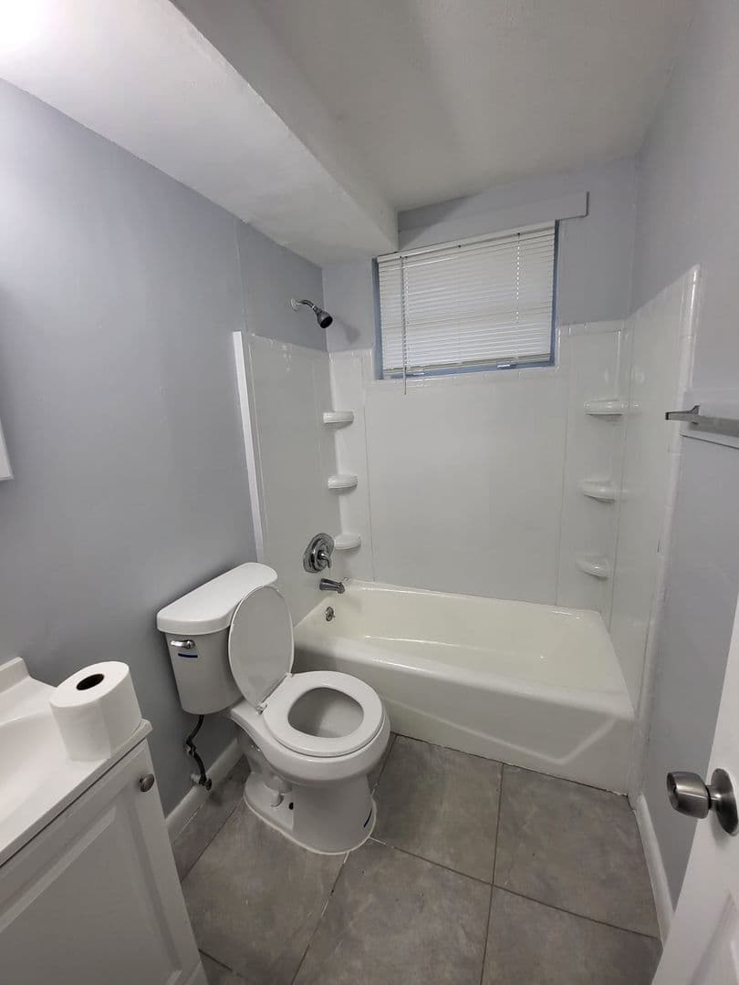Jacksonville Apartment: 1625 W 26th St.