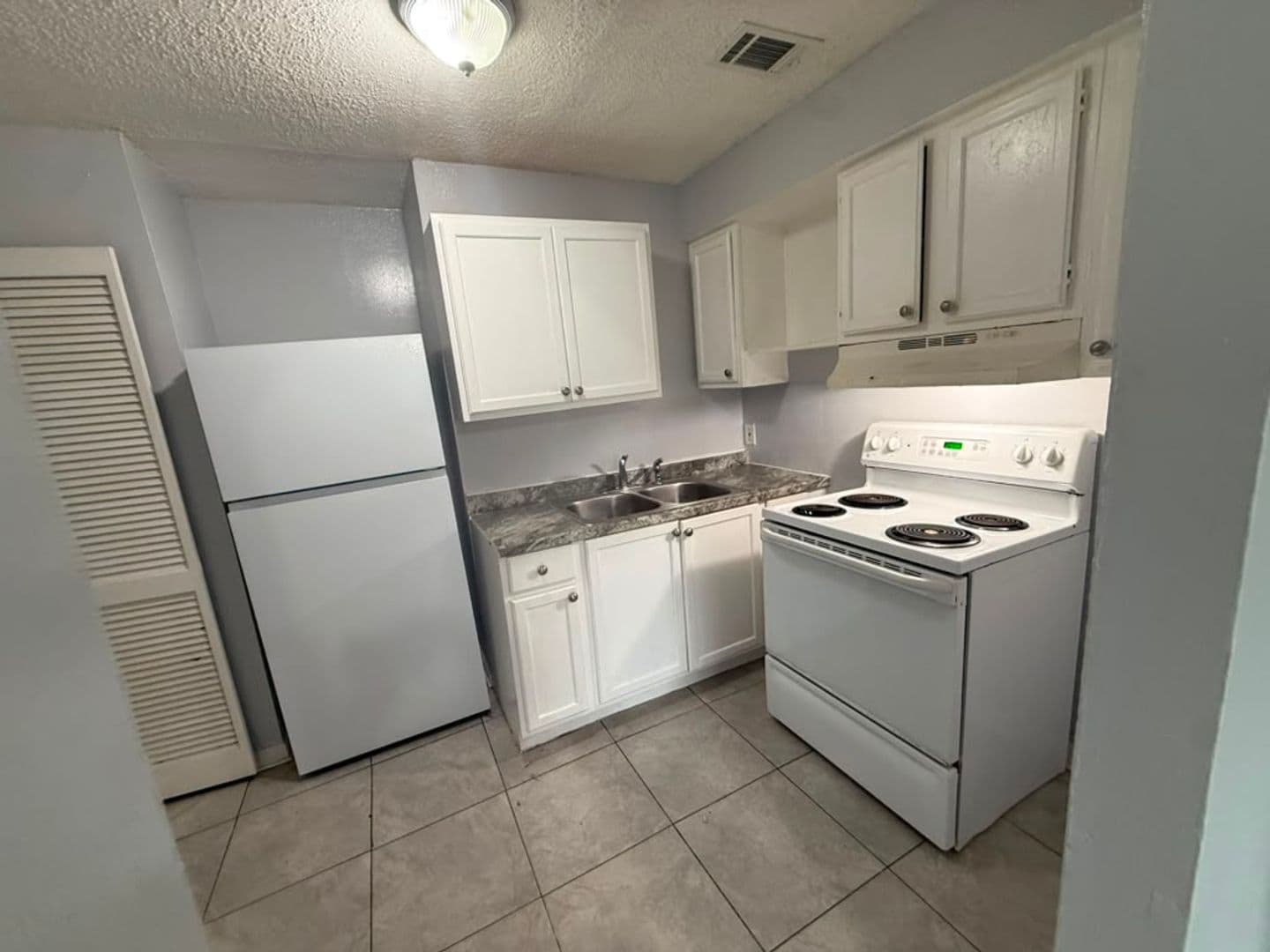 Jacksonville Apartment: 1839-1841 W 13th St.