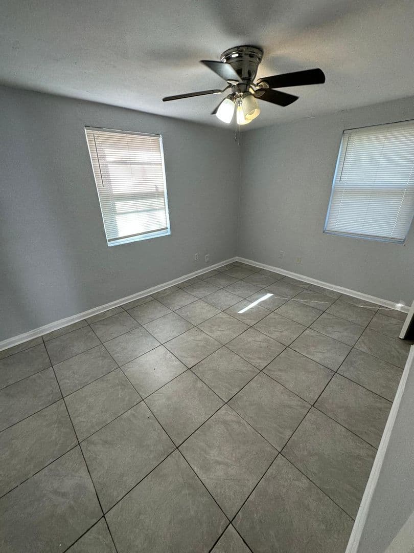 Jacksonville Apartment: 2114/2116 Brooklyn Rd.