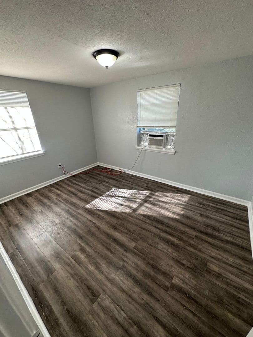 Jacksonville Apartment: 1803/1805 W 44th. St.