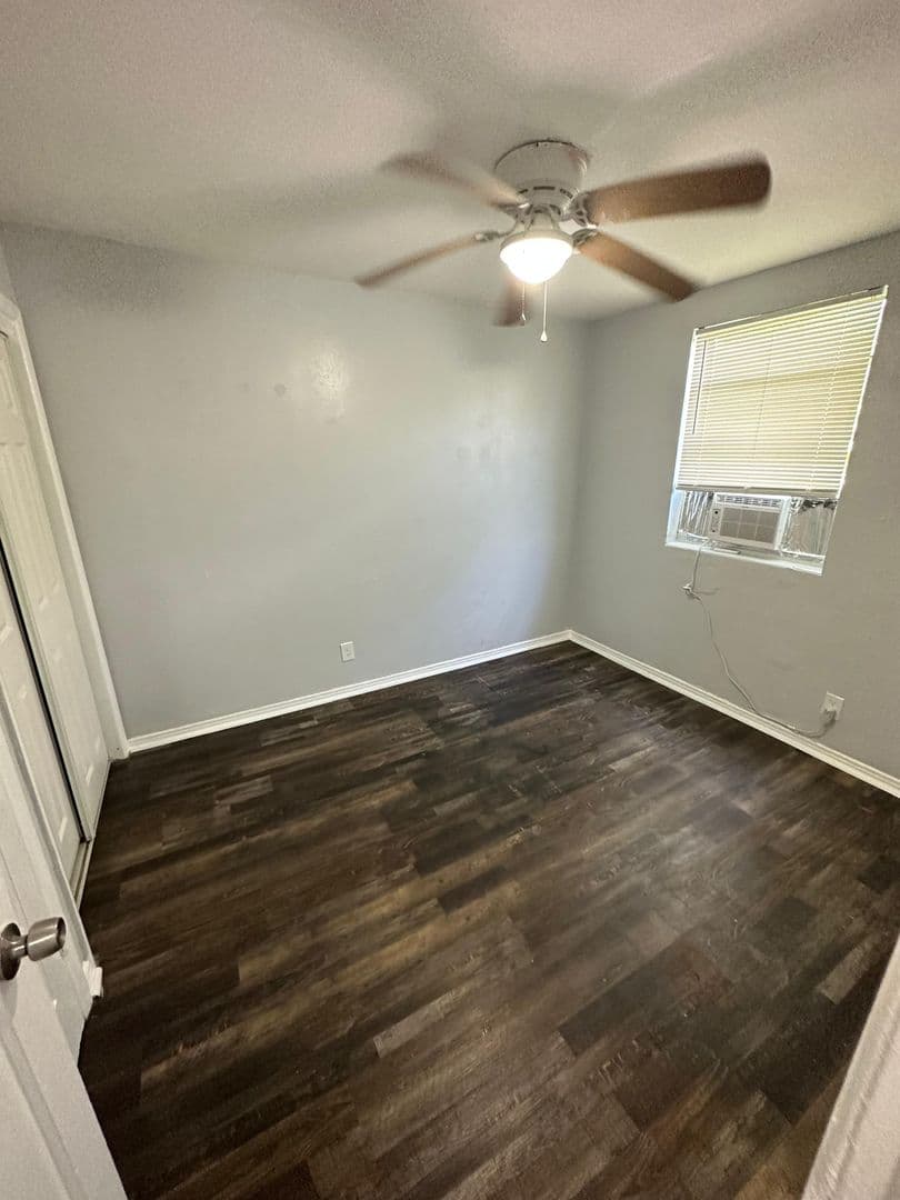 Jacksonville Apartment: 1364 Harrison St.