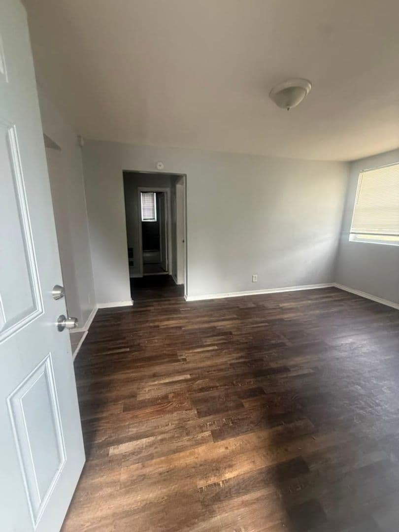 Jacksonville Apartment: 1364 Harrison St.
