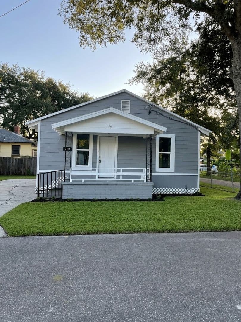 Jacksonville House: 1781 Francis St.