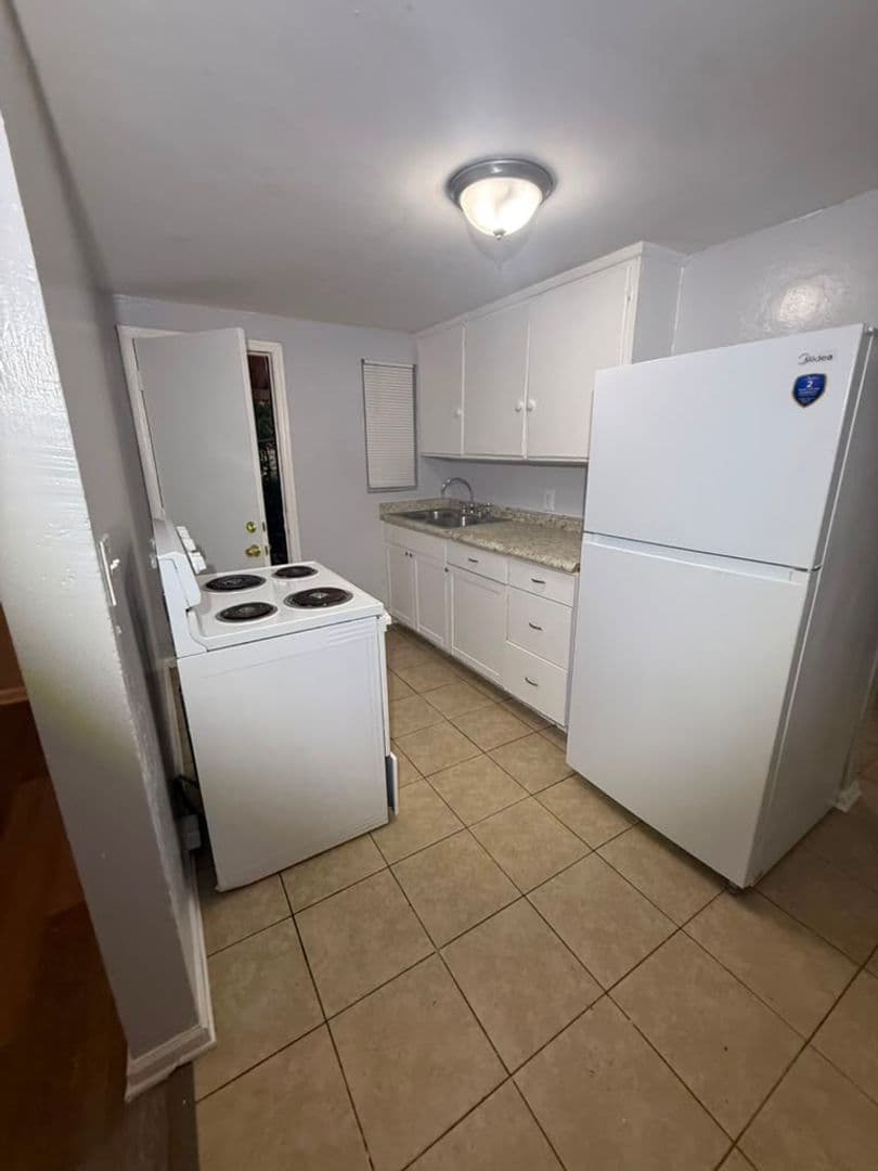Jacksonville Apartment: 2110/2112 Brooklyn Rd.