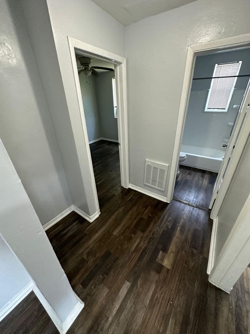 Jacksonville Apartment: 1364 Harrison St.