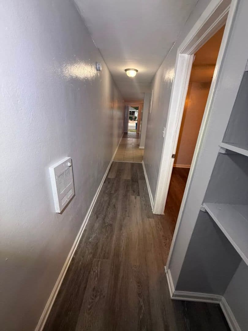 Jacksonville Apartment: 2110/2112 Brooklyn Rd.