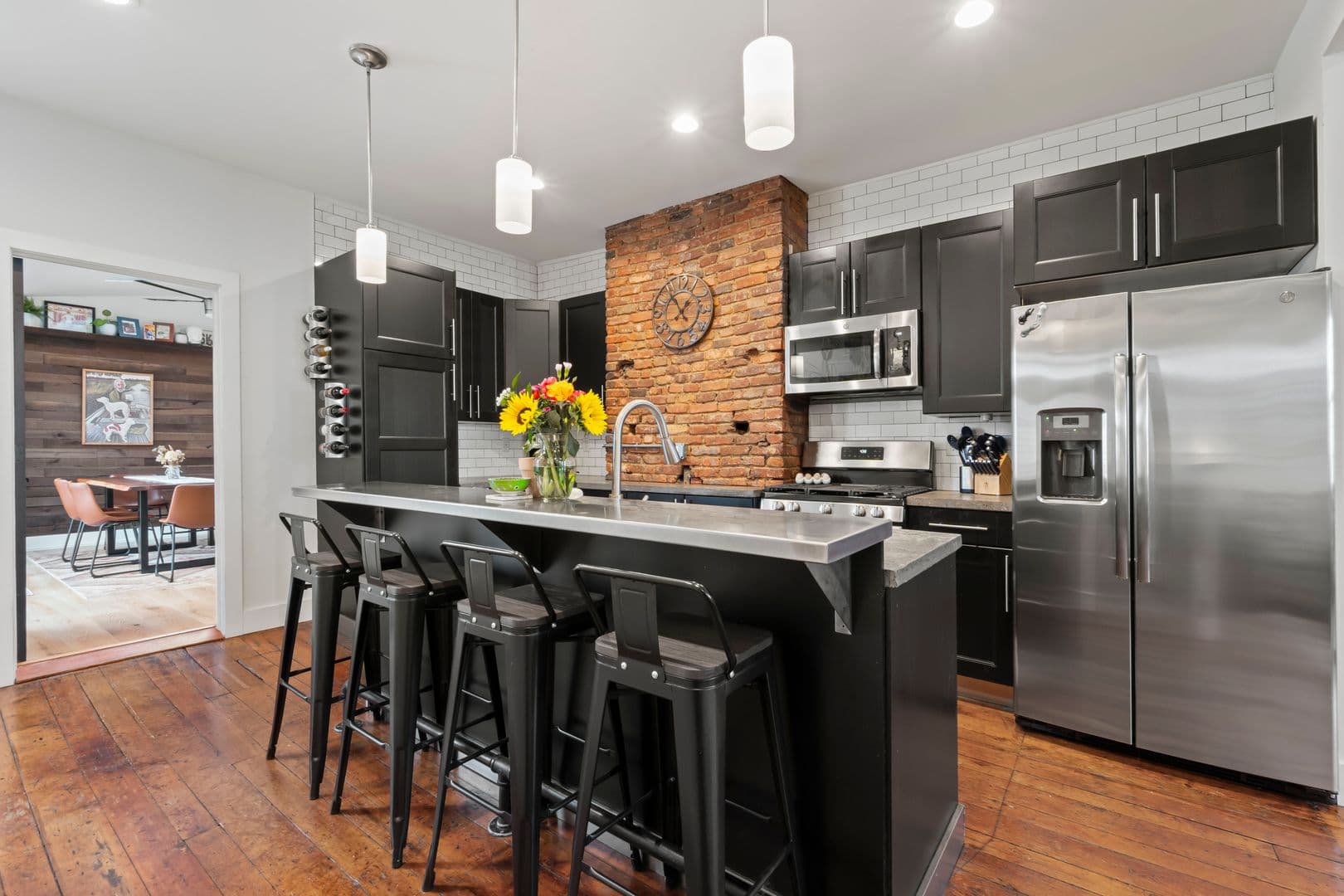 Pittsburgh House: 1808 Harcum Way