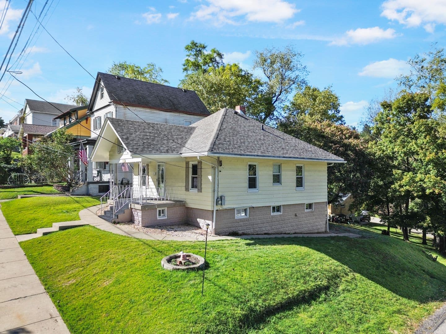 Pittsburgh House: 337 Meredith Street