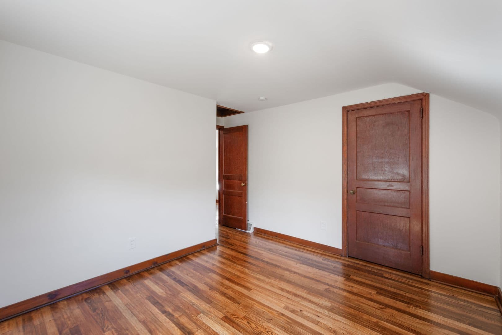 Verona House: 5744 Poketa Road