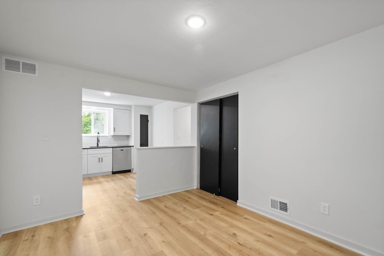 Pittsburgh Apartment: 129 Fountain St - Apartment A