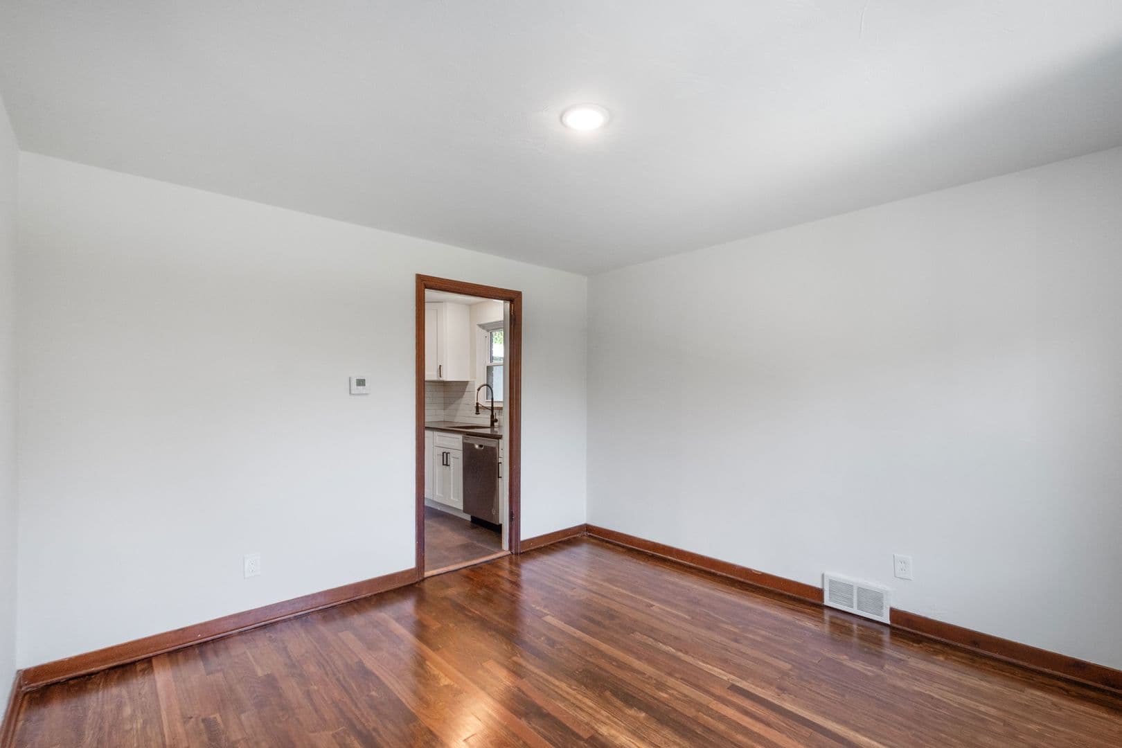 Verona House: 5746 Poketa Road