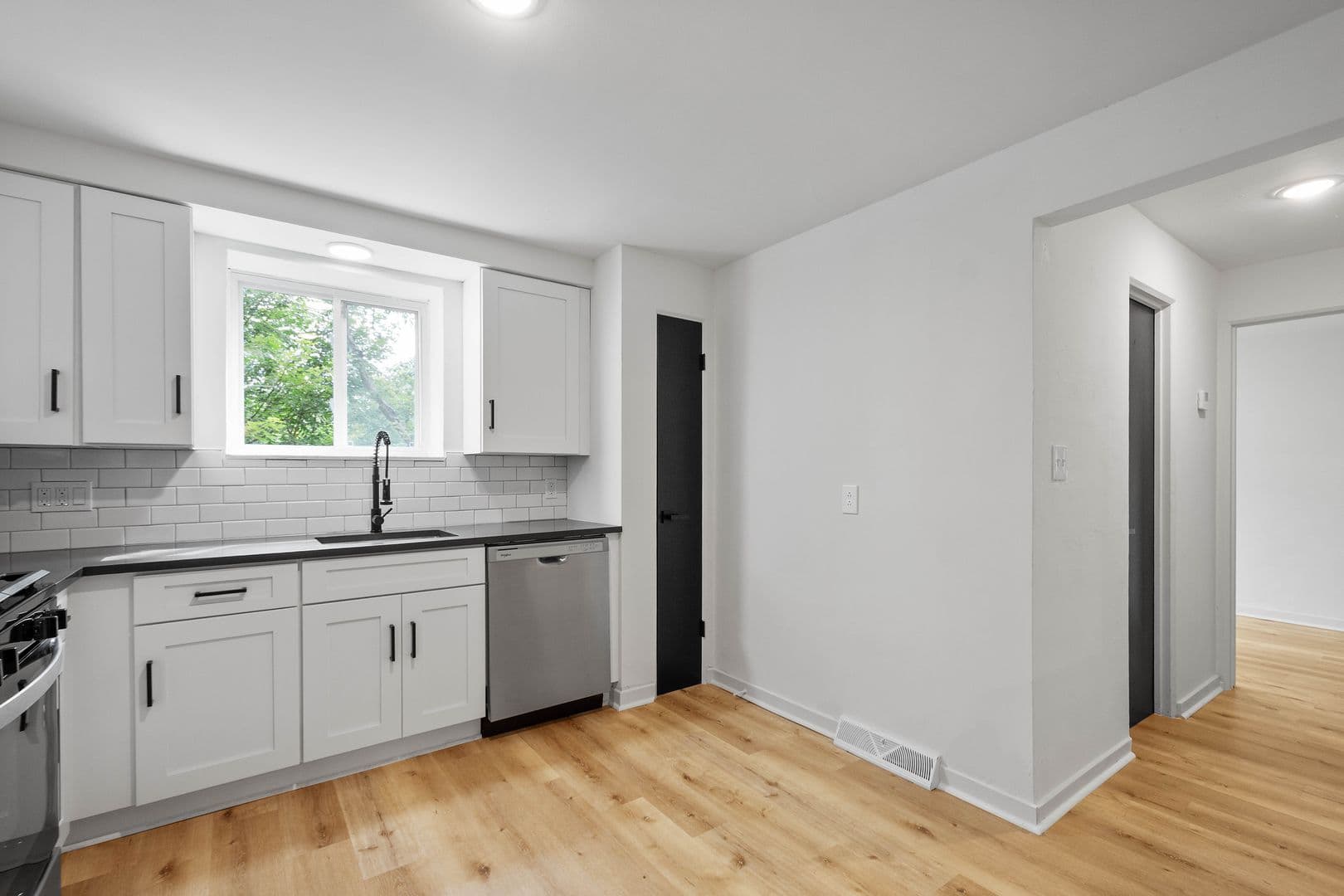 Pittsburgh Apartment: 129 Fountain St - Apartment A
