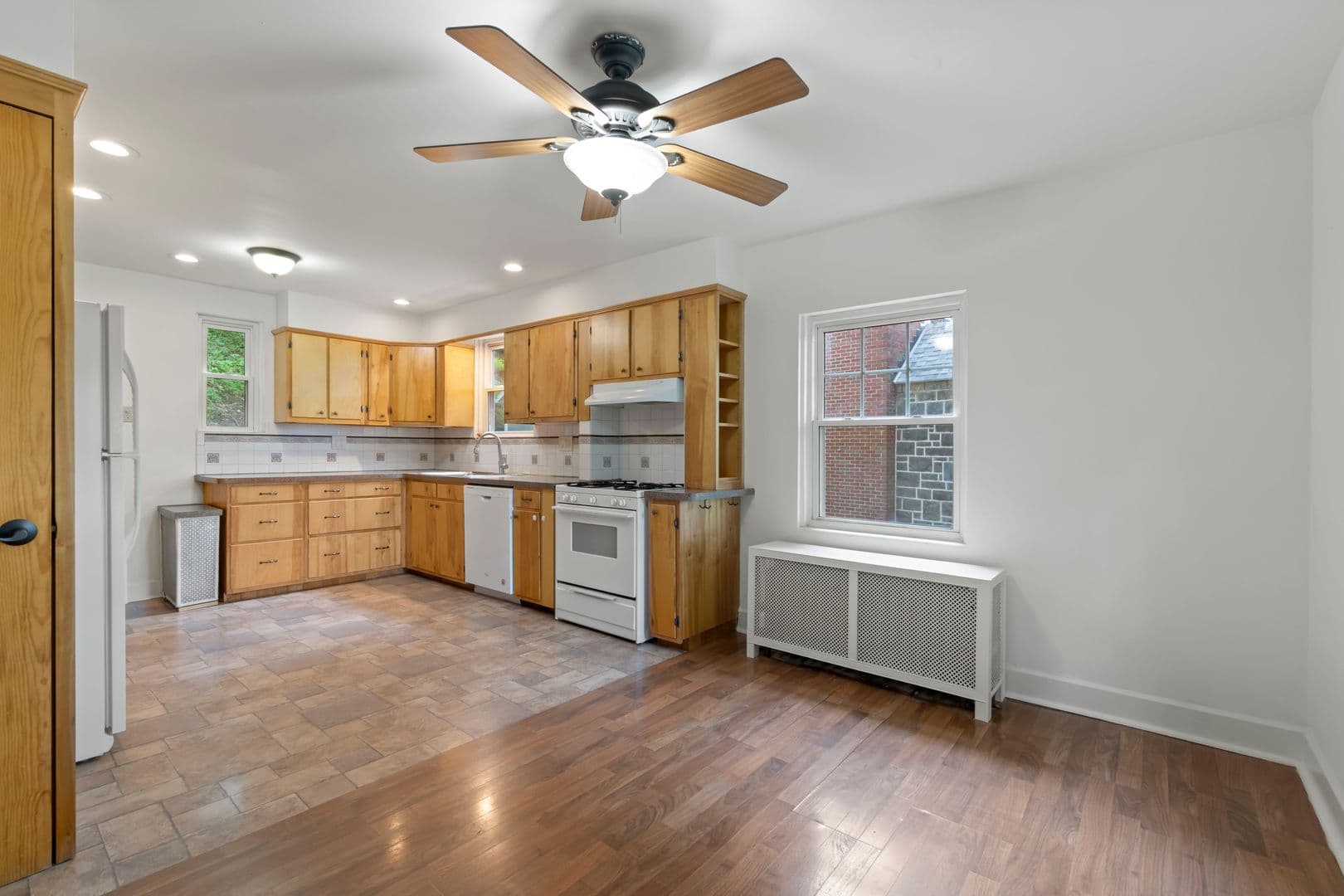 Pittsburgh House: 6 Wilkins Road