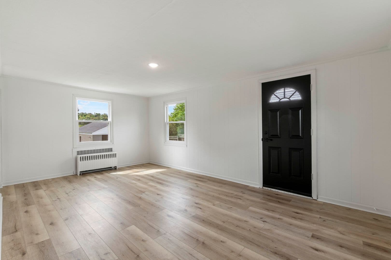 Clairton House: 616 Grandview Avenue
