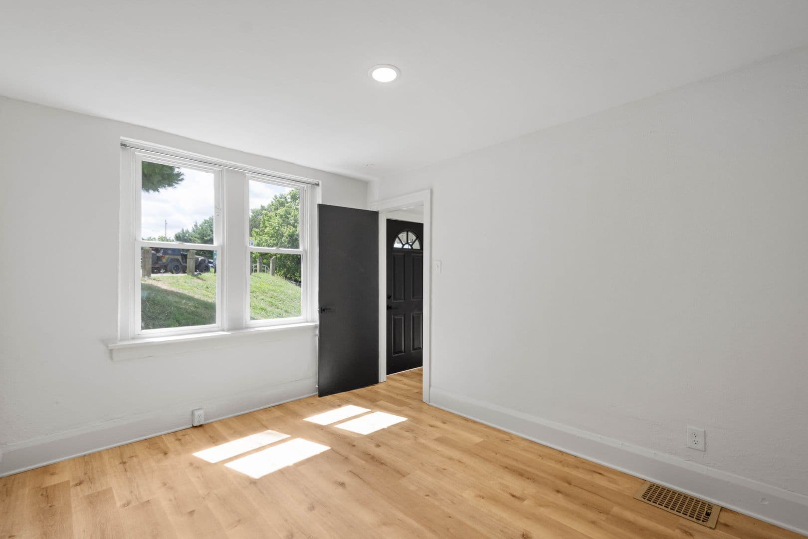 Pittsburgh Townhome: 1109.5 McNeilly Avenue