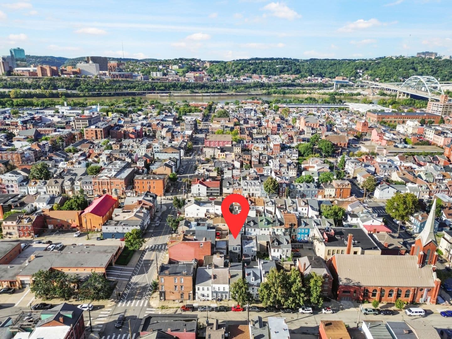 Pittsburgh House: 1808 Harcum Way