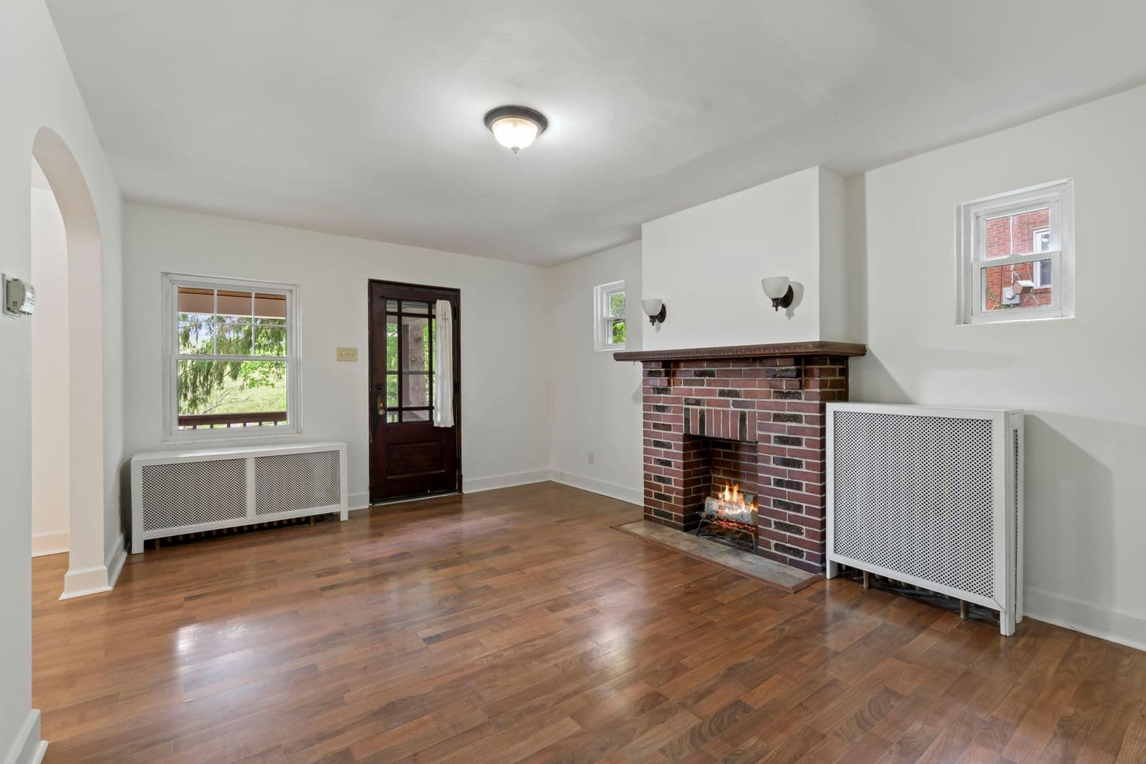 Pittsburgh House: 6 Wilkins Road