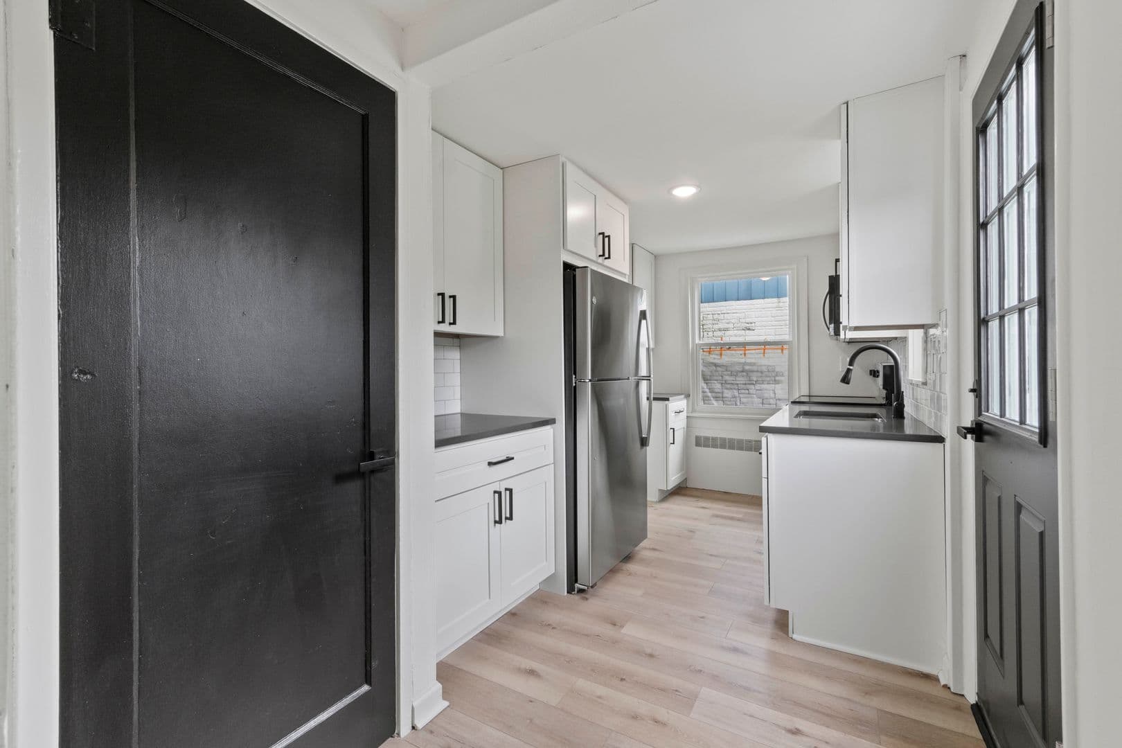 Clairton House: 616 Grandview Avenue
