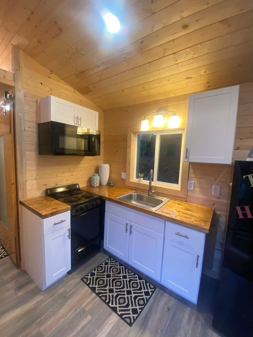 Valles Mines House: Tiny Home B, Rouggly Rd.