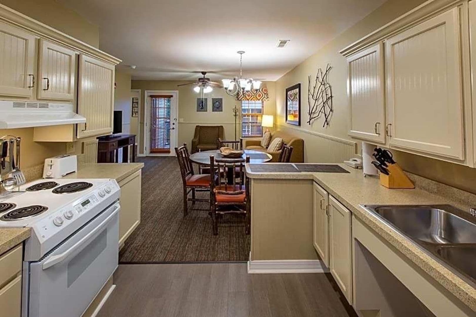 Festus Condo: 4801 Lake Ridge Trail, Unit 5