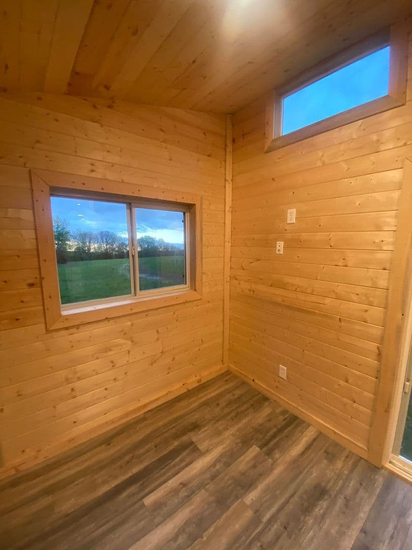 Valles Mines House: Tiny Home B, Rouggly Rd.