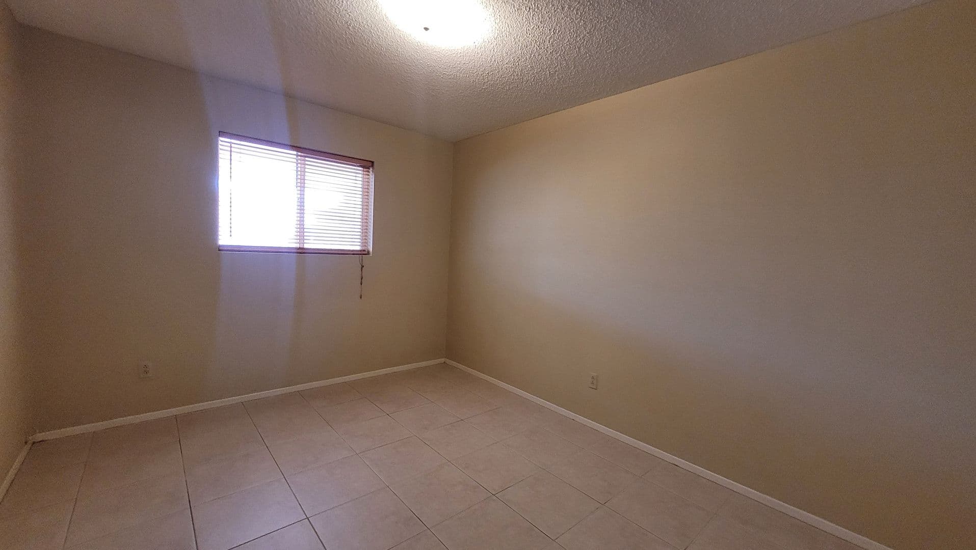 Mesa Apartment: 5306 E Boise St