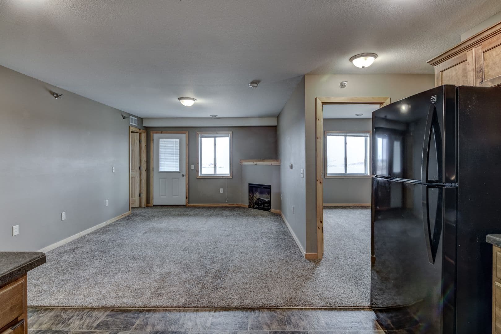 Chippewa Falls Apartment: 1219 Coventry Ln. #1-4/1234 Parkland Dr. #1-4