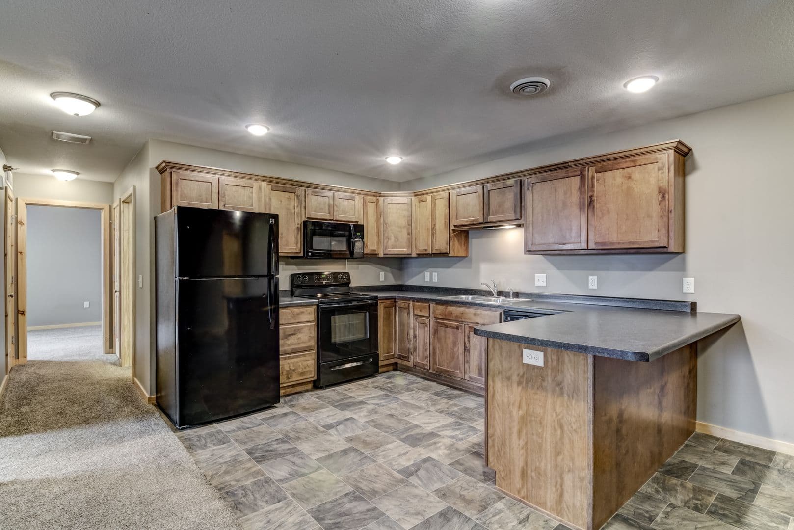 Chippewa Falls Apartment: 1219 Coventry Ln. #1-4/1234 Parkland Dr. #1-4