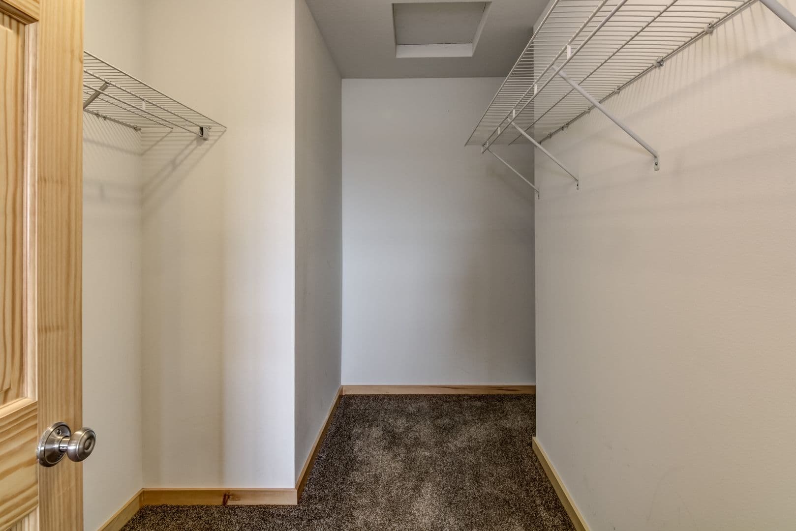 Chippewa Falls Apartment: 1219 Coventry Ln. #1-4/1234 Parkland Dr. #1-4