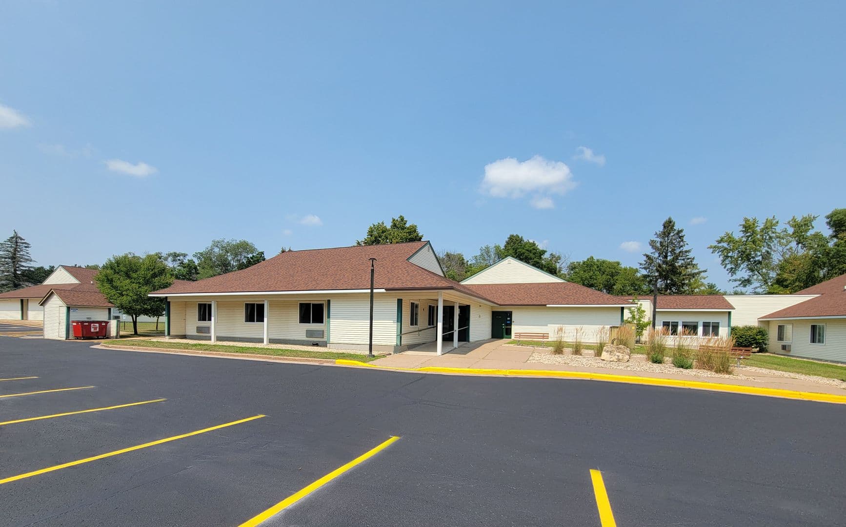 Menomonie Apartment: 2003 9th St E