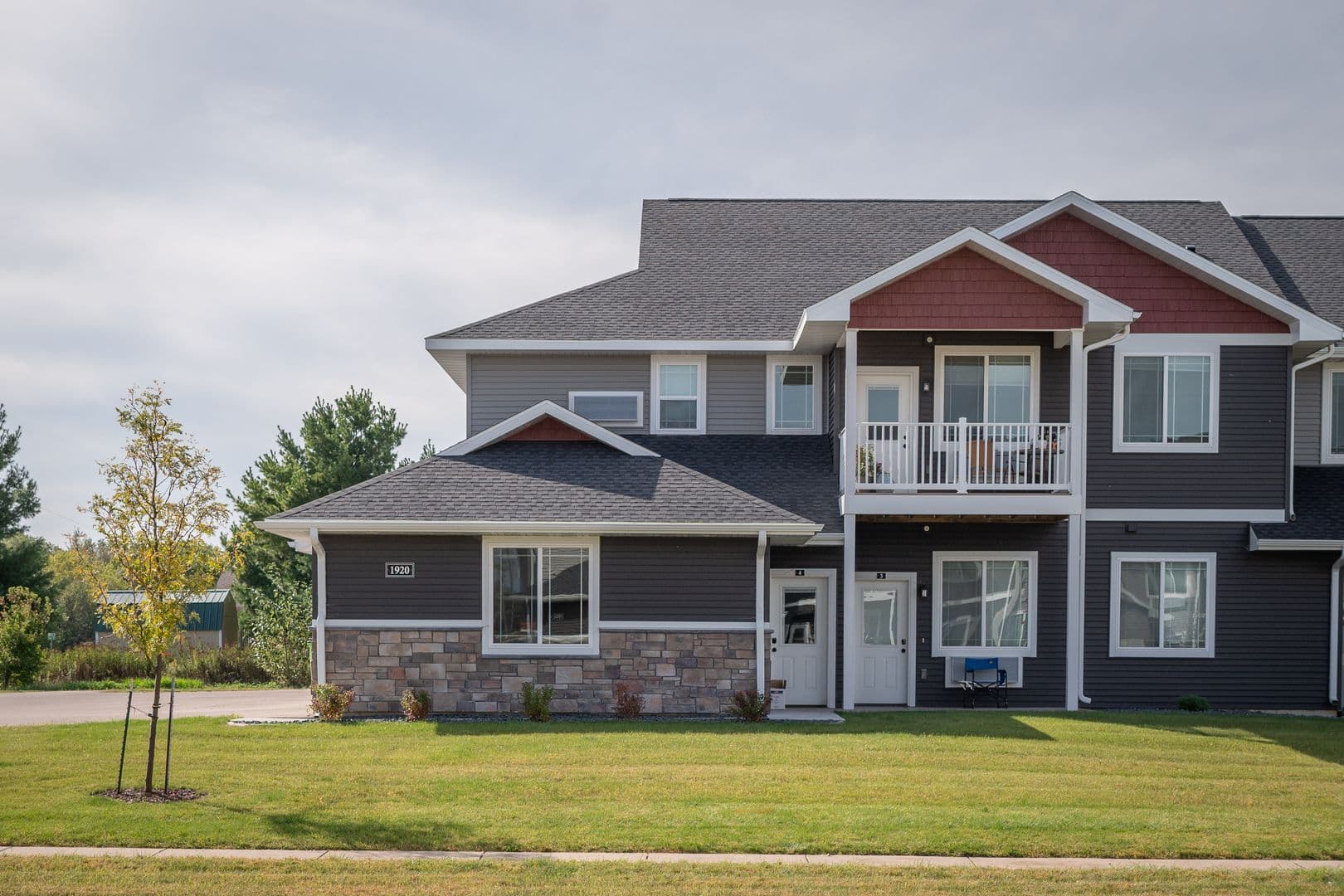 New Richmond Townhome: 1920 W. 5th St.