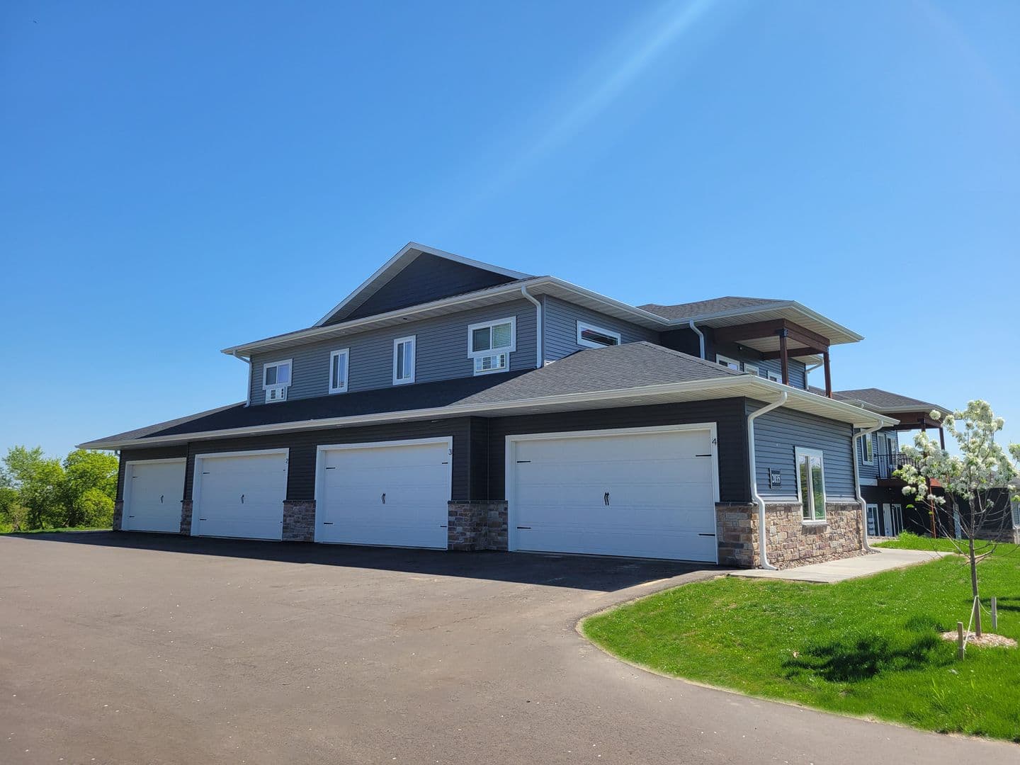 Menomonie Townhome: 2067 11th Ave E