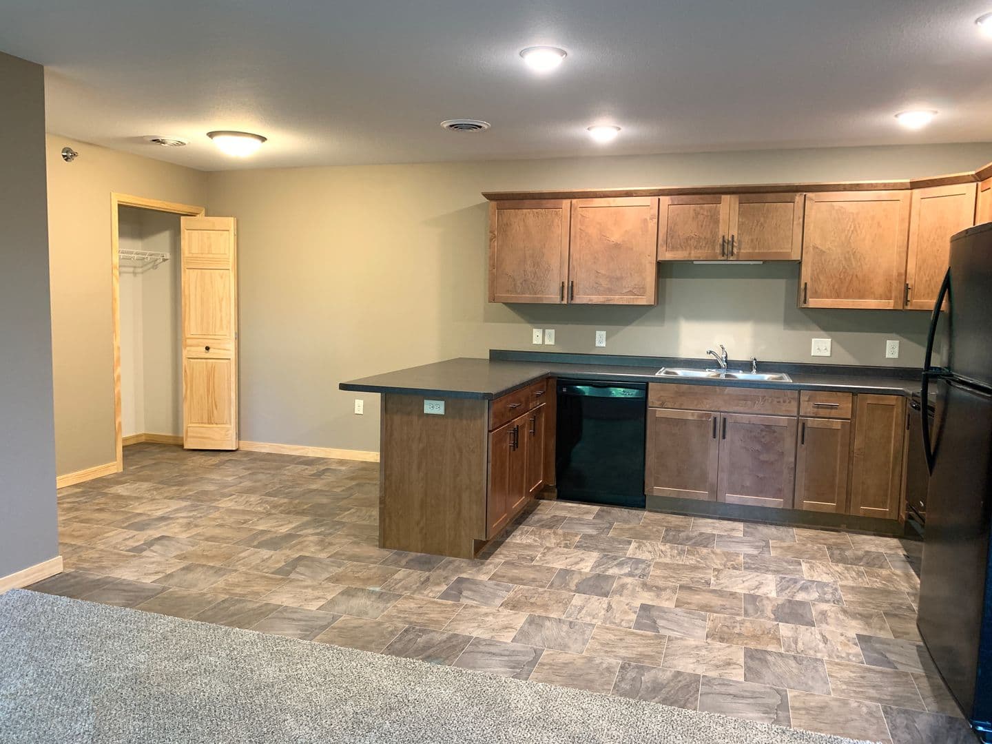 Chippewa Falls Apartment: 3208 Dockside Way #1-4/1407 Wissota Green Parkway #1-4