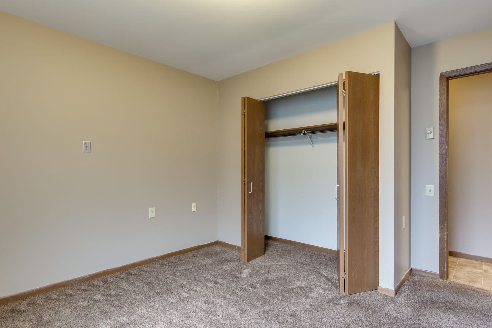 Menomonie Apartment: 2003 9th St E