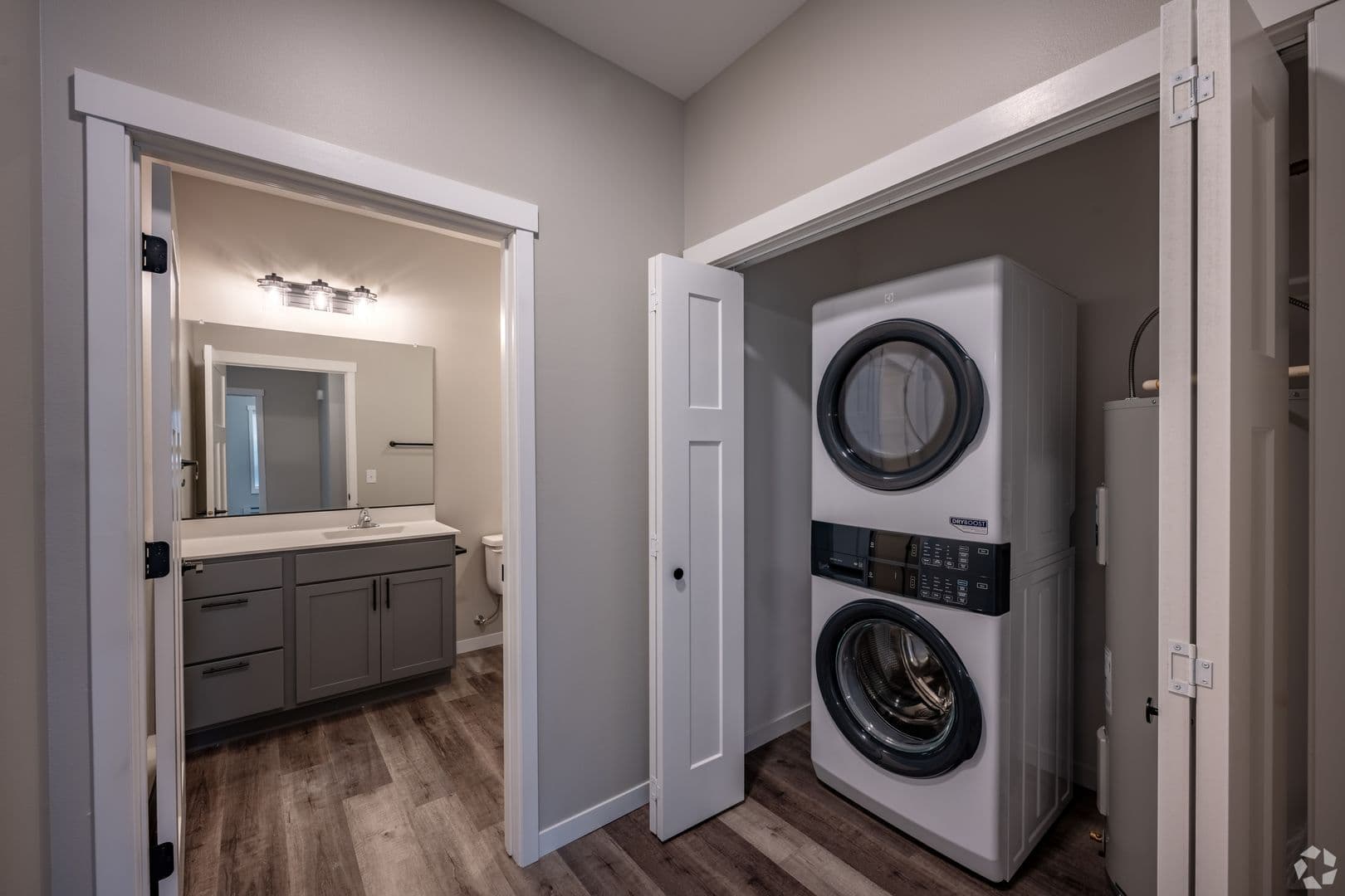 River Falls Apartment: 3024 Radio Road