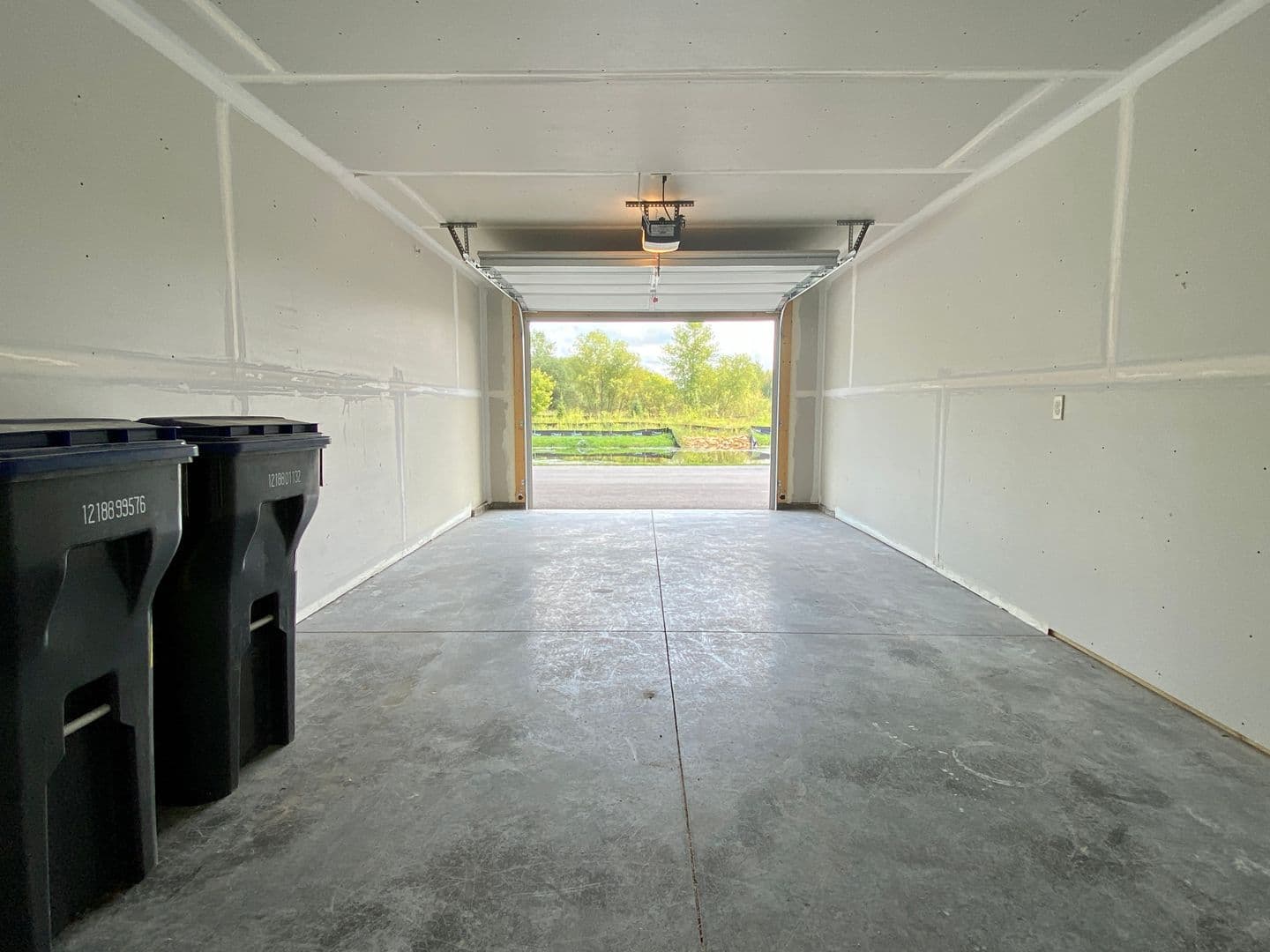 River Falls Apartment: 775 Peregrine Circle
