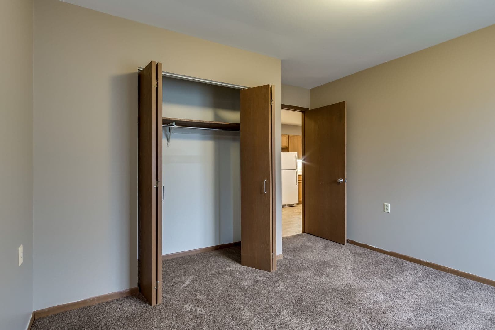 Menomonie Apartment: 2003 9th St E