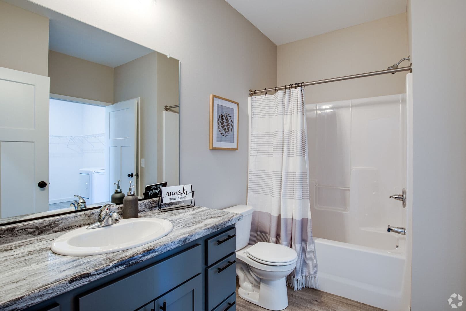 New Richmond Townhome: 1920 W. 5th St.