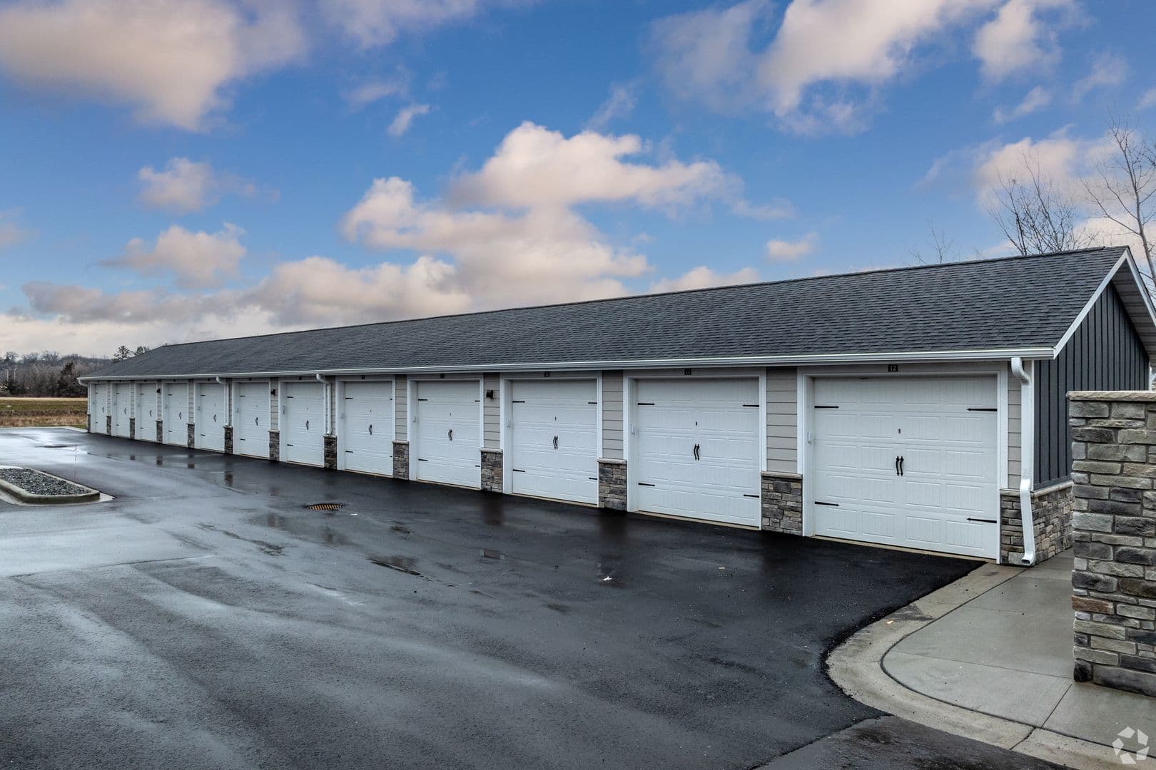 River Falls Apartment: 3024 Radio Road