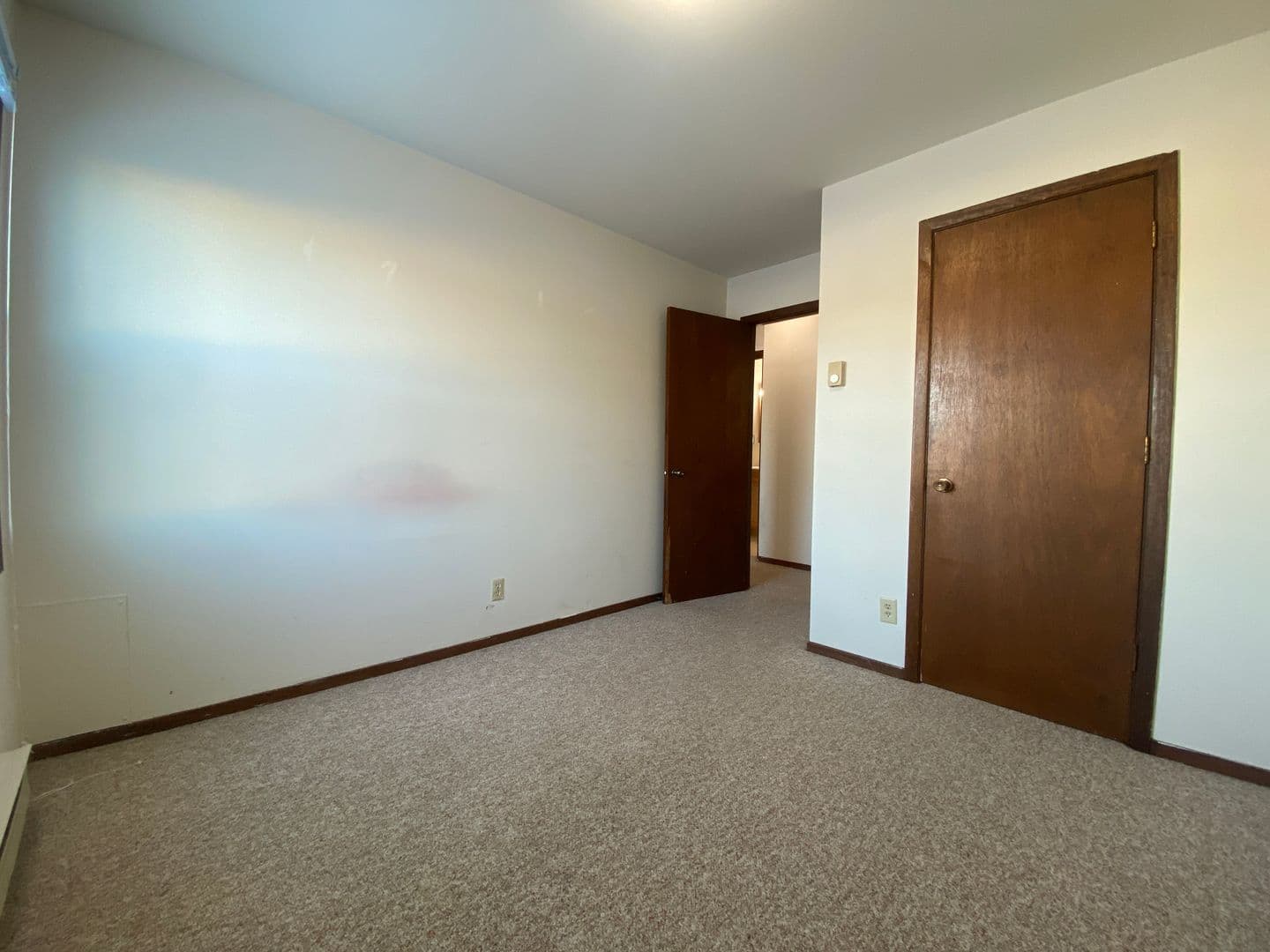 River Falls Apartment: 1041 State Street