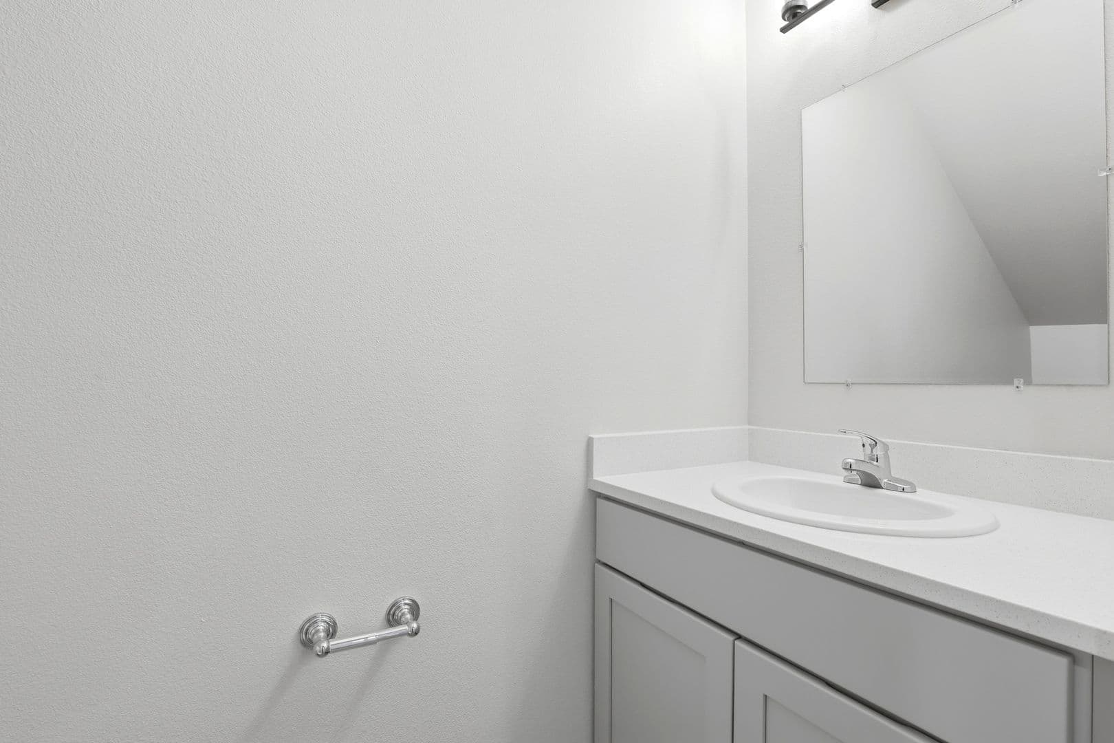 Yakima Apartment: 5200 Jazz St.