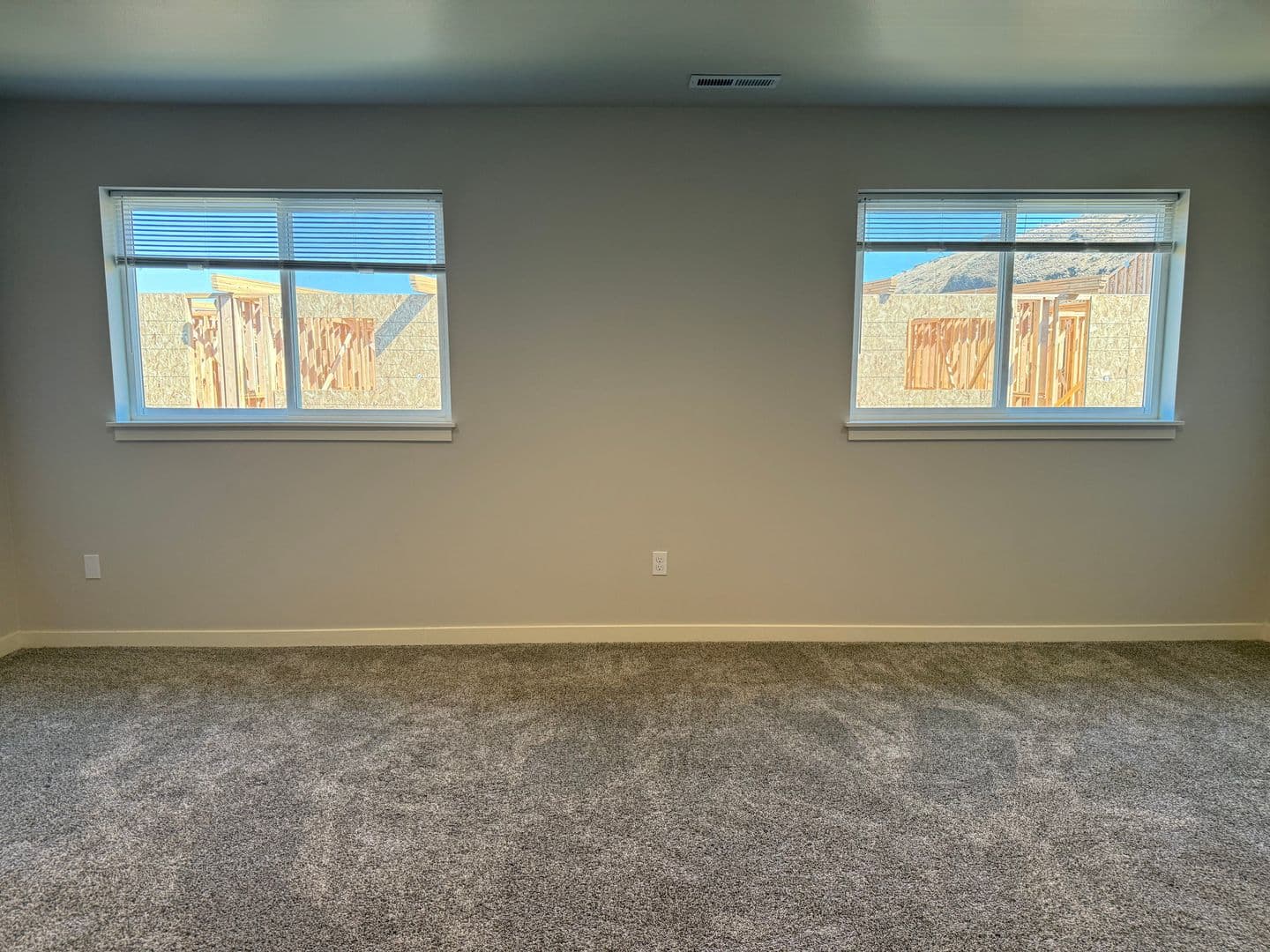 Yakima Townhome: 5300 Smitten Street #3