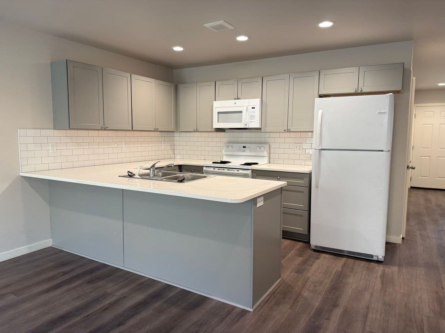 Yakima Townhome: 5300 Smitten Street #3