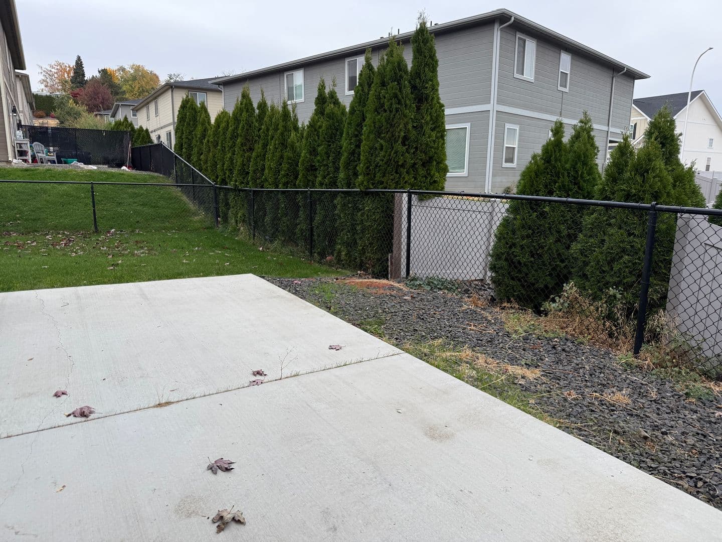 Yakima Apartment: 215 N 76th Ave