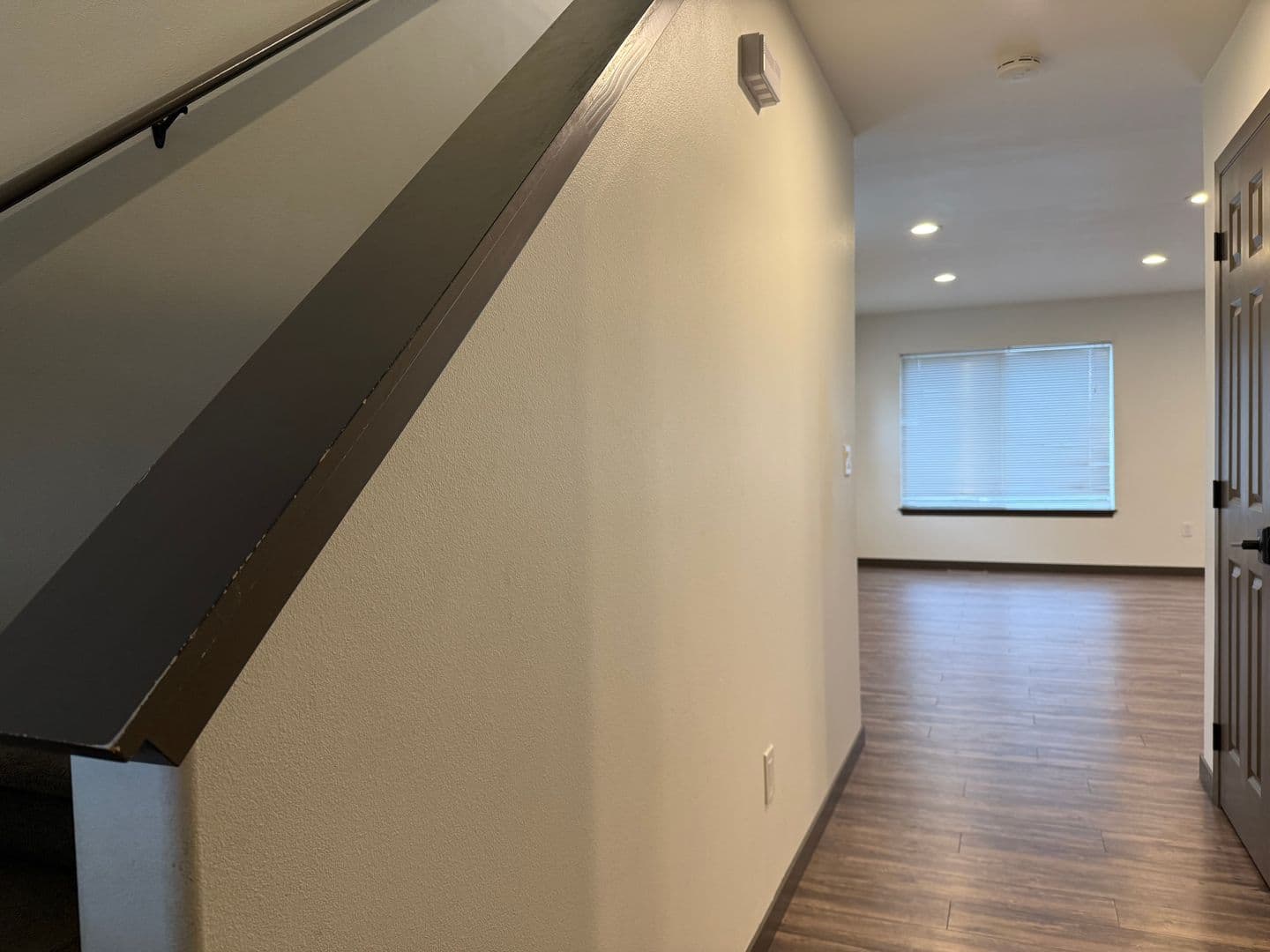 Yakima Apartment: 215 N 76th Ave