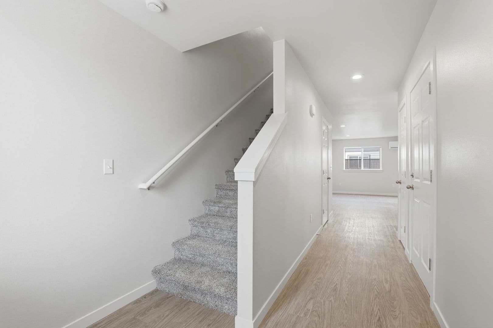 Yakima Apartment: 5200 Jazz St.