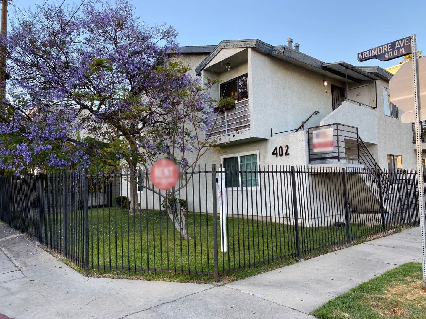 Los Angeles Apartment: 402 N. Ardmore Avenue