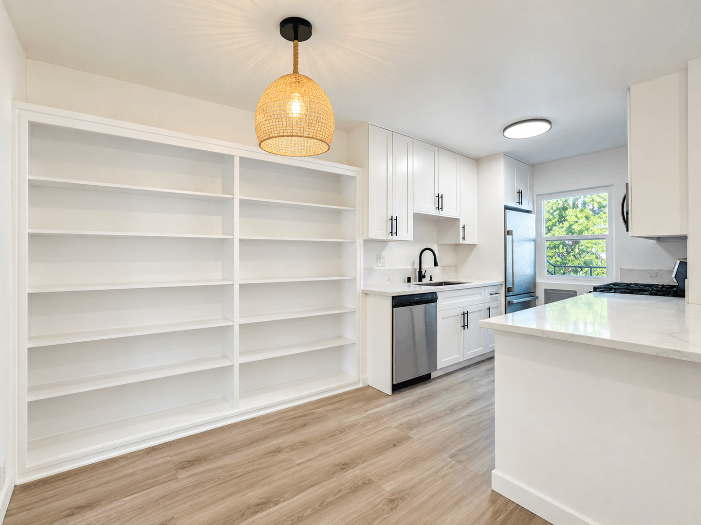Los Angeles Apartment: 1326 Wellesley Ave.