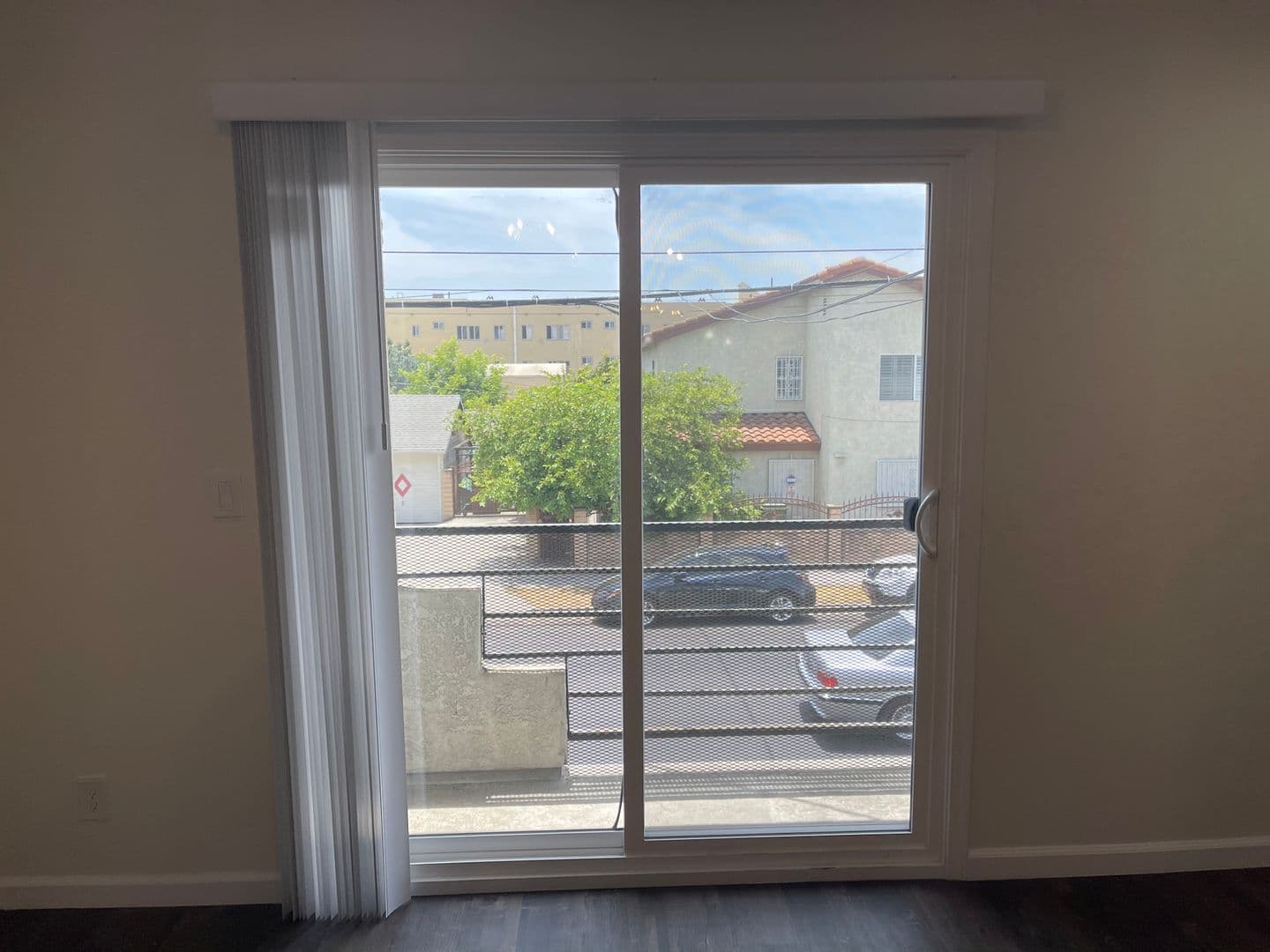 Los Angeles Apartment: 402 N. Ardmore Avenue