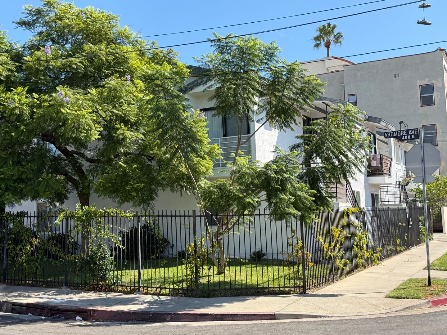 Los Angeles Apartment: 402 N. Ardmore Avenue